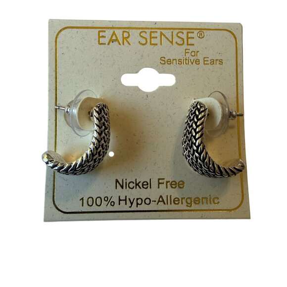 Y2K Silver Tone Braided Textured Hoop Earrings 3/4" Nickel Free Hypoallergenic - Picture 4 of 4